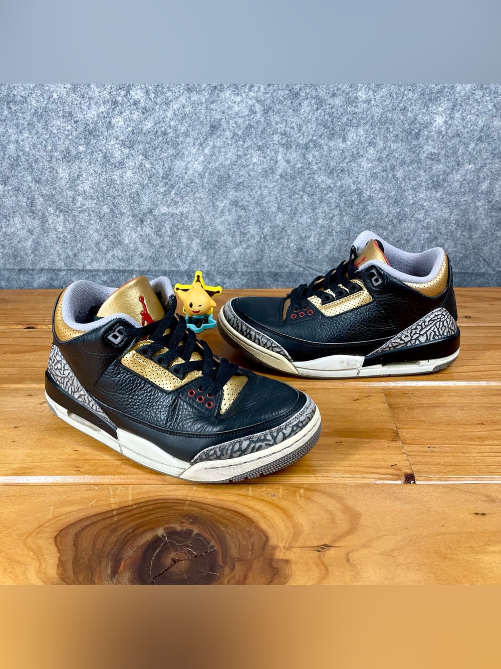 Nike Air Jordan 3 Retro Womens Size 8 Gold Black Cement Sneakers CK9246-067